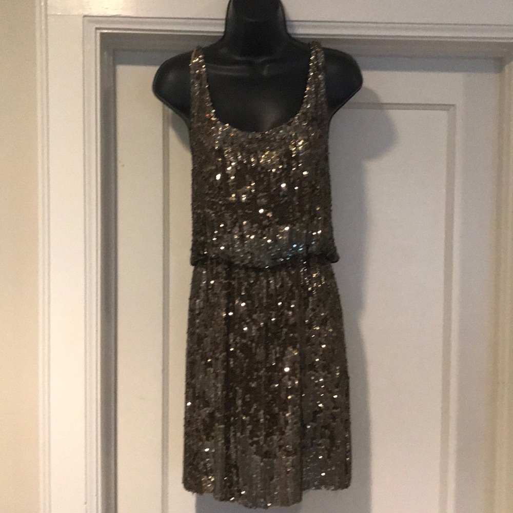Alice & Olivia